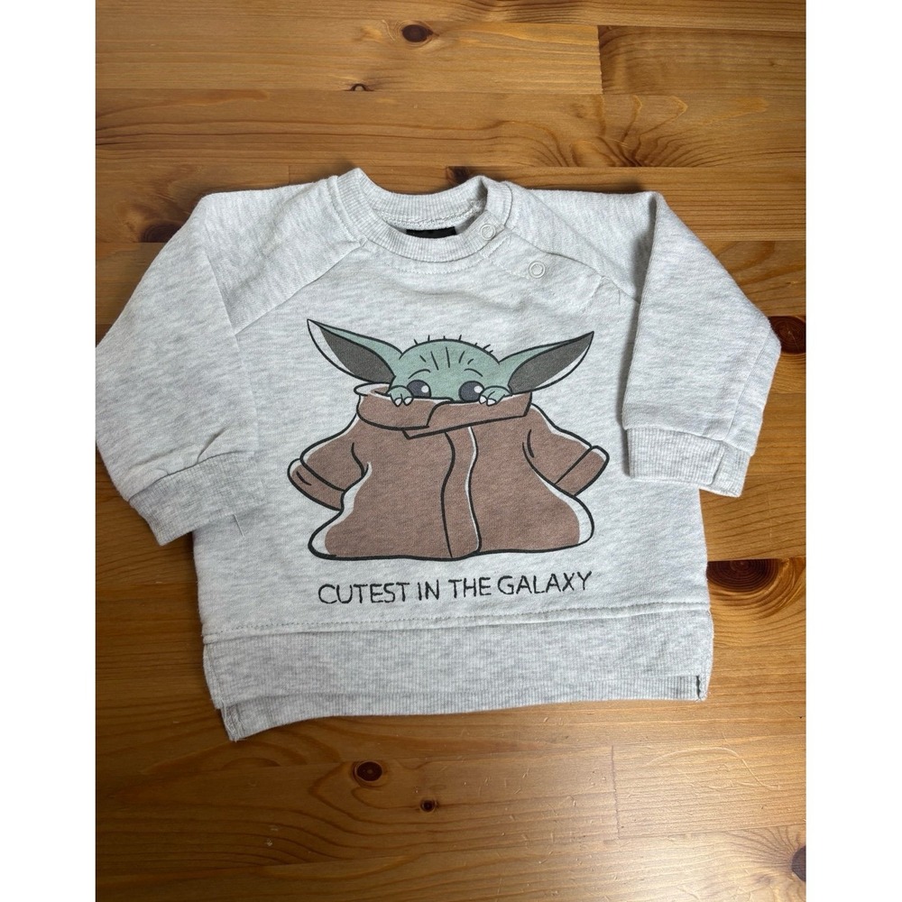 Infant Star Wars Baby Yoda Crewneck Sweater Size 6-9 Months
